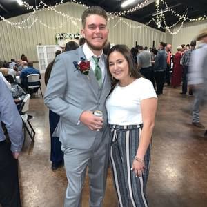 Meet your Posher, Danielle